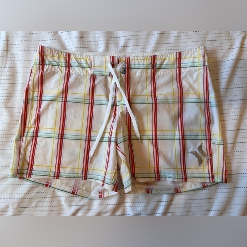 ⭐️ Hurley swim/summer shorts.  Size 7